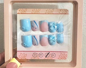 Matte and Gloss Light Blue Square Short Length- Square- Press-On Nails - Bows and Line Art – Trendy Design