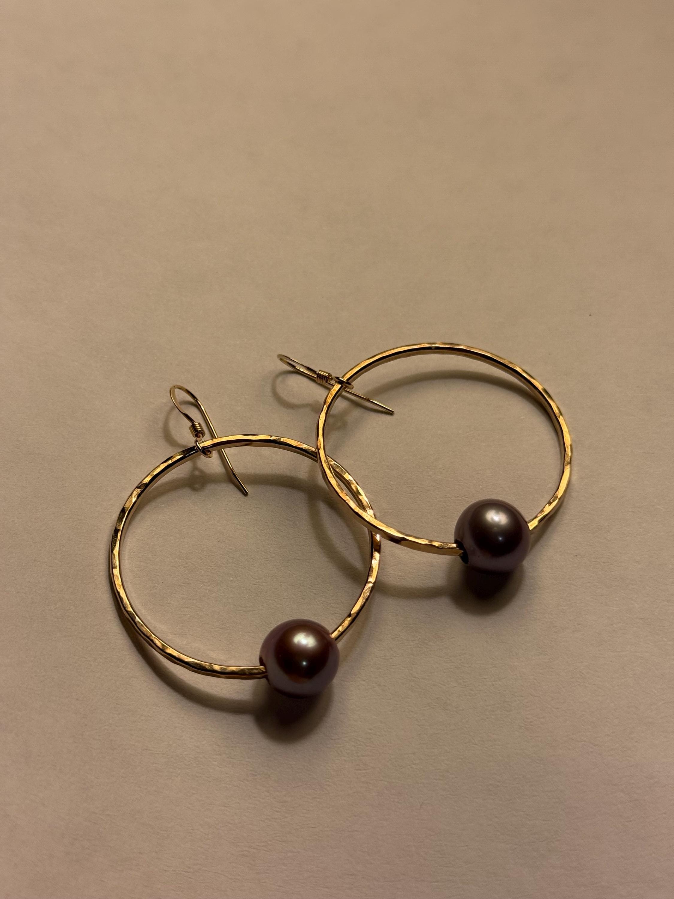 14k gold filled hoop Edison pearl earrings