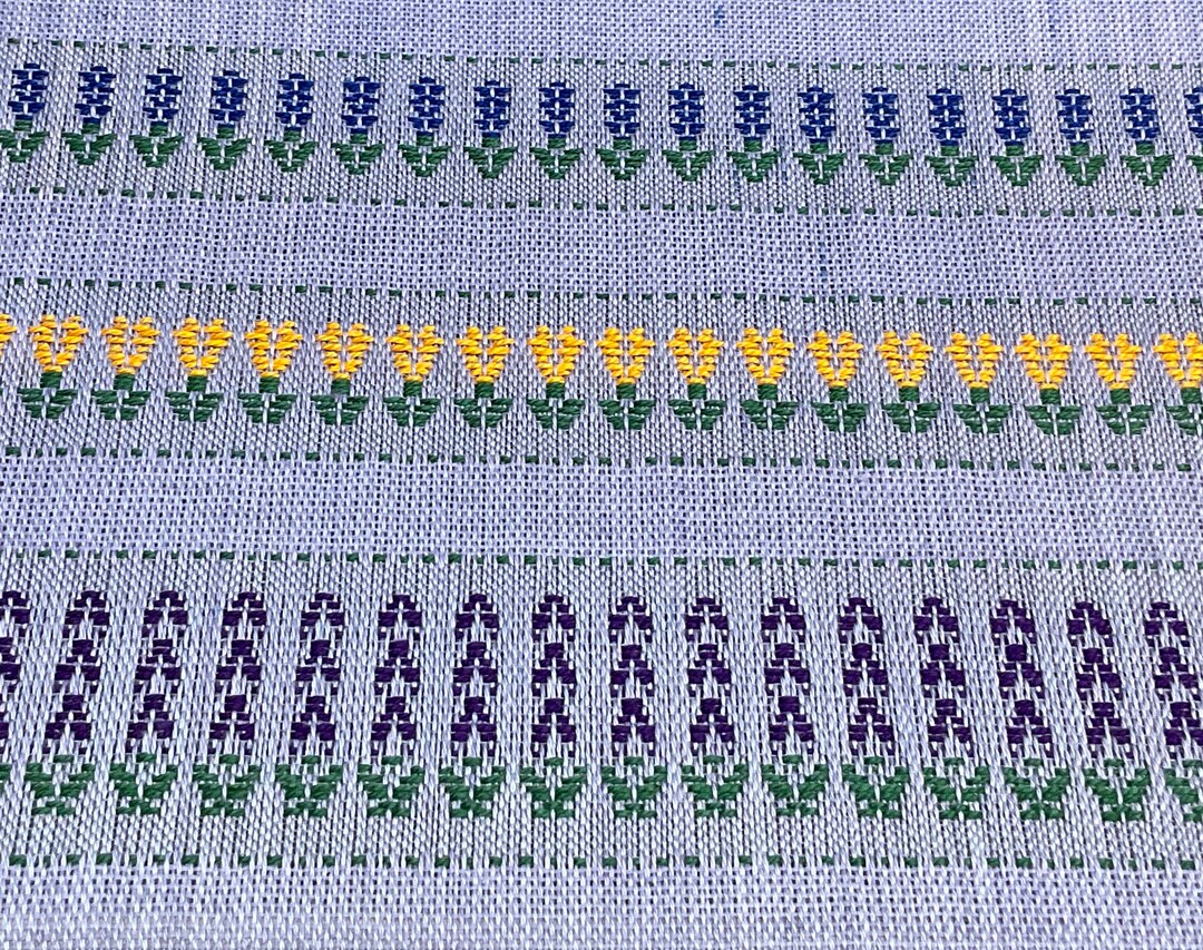 Weaving Patterns Three Different Flowers - (PDF) for 8S Jack Loom