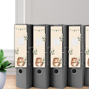 Mall för pärmrygg Lilla igelkotten • Utskrivbara dekorativa etiketter • Digital PDF för utskrift • Pärmetiketter naturdesign för skola och kontor