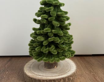 Handmade mini Christmas tree made from pipe cleaners