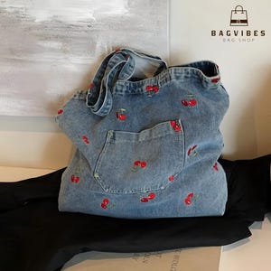 Jeans Tragetasche - Gestickte Kirsch Muster Einkaufstasche, große Schultertasche, Vintage Jeanstasche für den täglichen Gebrauch