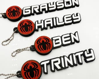 Llavero personalizado con el logotipo de Spider-Man, etiqueta con nombre impresa en 3D - PLÁSTICO DURO
