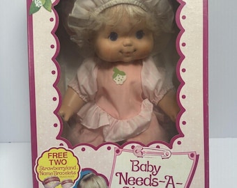 Vintage 1980s Strawberry Shortcake Baby-Needs-A-Name Doll Kenner NIB Scented Collectable Toy