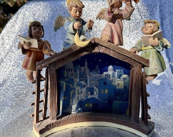 M.I. Hummel Sweetest HEAVENLY CHOIR Nativity Piece Danbury Mint-RARE