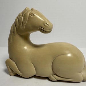 Austin Productions Horse Statue - Etsy