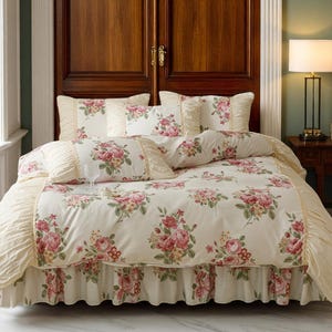 Set di biancheria da letto vintage francese in cotone con motivi floreali: arredamento shabby chic per la camera da letto.