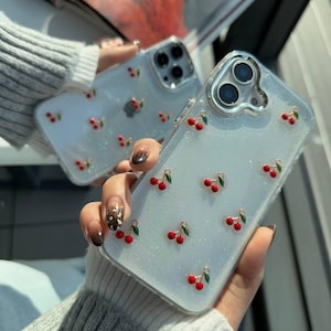 Funda para iPhone con diseño de cereza: bonita funda protectora, un regalo moderno para niñas y mujeres, un accesorio elegante, duradero y de corte fino.