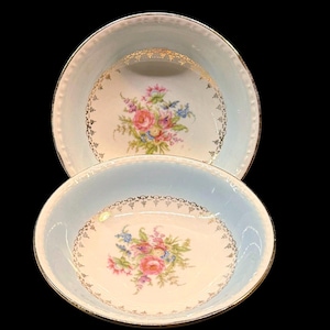 Pair of Vintage Homer Laughlin ‘Georgian” Eggshell Blue Berry Bowls