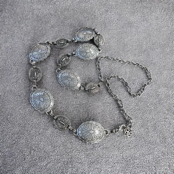 Vintage Style Western Metal Boho Chain Belt in Silver  display picture 1