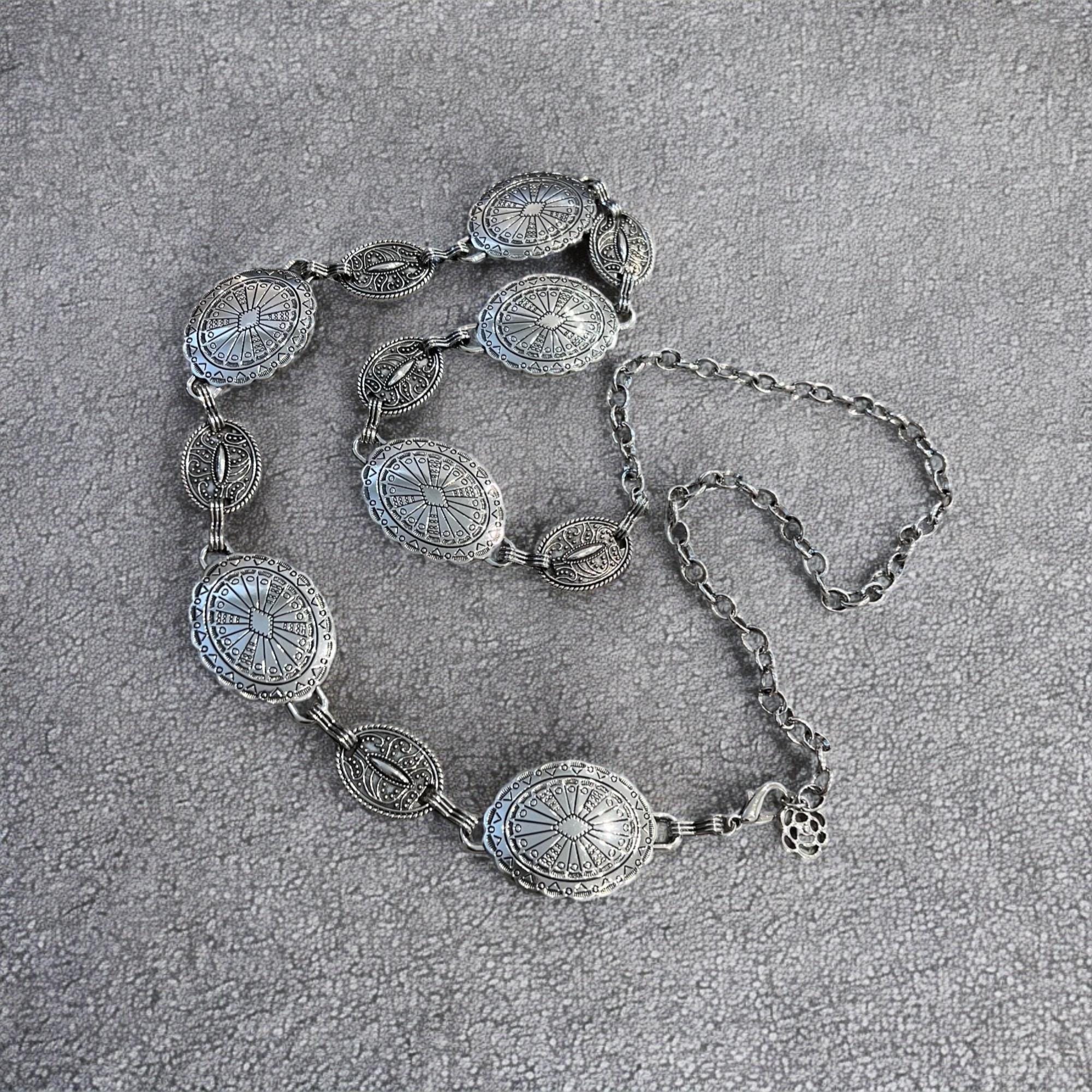 Vintage Style Western Metal Boho Chain Belt in Silver 