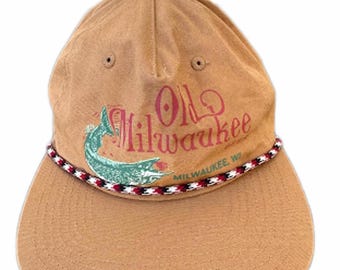 Gorra Old Milwaukee Beer Strapback con cuerda color canela