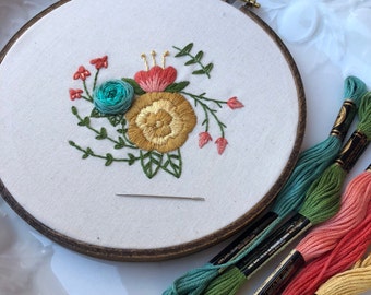 Floral Embroidery Kit, Hand Embroidery Kit - Beginner Embroidery Kit, Floral Embroidery , Modern Floral Embroidery Pattern, DIY Hoop Art,