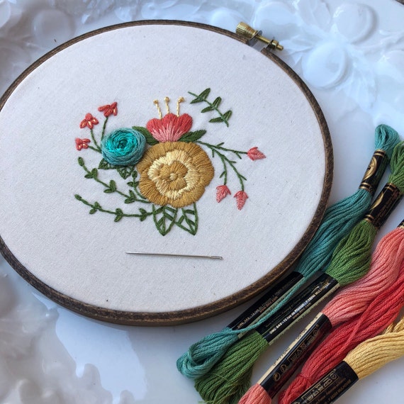 Hand Embroidery Kit Beginner Embroidery Kit Modern Embroidery Hoop Art  Embroidery Pattern 