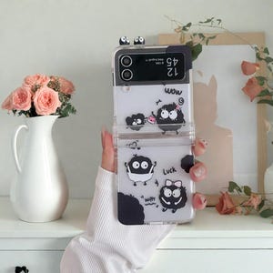 Funda rígida con diseño de bola de carbón para Samsung Galaxy Z Flip 6, 5, 4 y 3