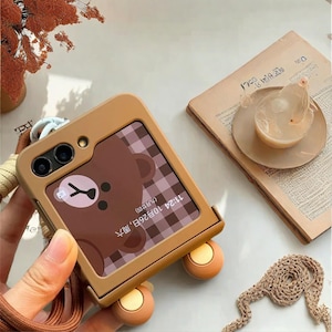 Funda con orejas de oso para Samsung Galaxy Z Flip 6, 5, 4 y 3 y Motorola Razr 60, 50 y 40 Ultra: divertida funda estilo anime de Japón.