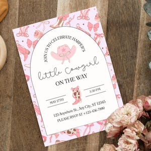 Plantilla de invitación editable para baby shower con temática de vaquera linda, vaquera rosa caprichosa, personalizable, imprimible, descarga digital, 5 x 7, divertida y moderna