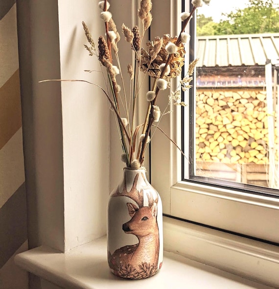 Personalised Ceramic Flower Vase – Reindeer Design, milk bottle shape.
