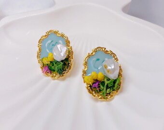 Dried Flower Resin Earrings |  Blossoms & Pearl Jewelry in Gold Oval Frame | Nature-Inspired Gift for Her | Birthday, Wedding gift