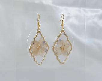 Pressed Flower Gold Resin Earrings | Handmade Botanical Teardrop Dangles | Real Dried Flower Jewelry | Bridesmaid Gift | Gift for her
