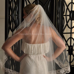 Lace Trim Bridal Veil Fingertip with Floral Lace White, Light Ivory, Ivory, Champagne image 2