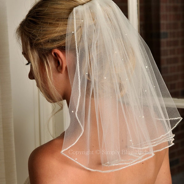 Pearl Bridal Veil, Beaded Edge and Scattered Swarovski Pearls - Short Veil - Shoulder Length Veil - Wedding Veil