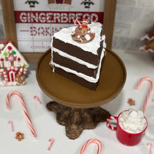 Fake cake | Christmas cake | Holiday decor | Fake cake slice | peppermint | gifts | Christmas decor | Christmas | Chocolate cake | Fake bake