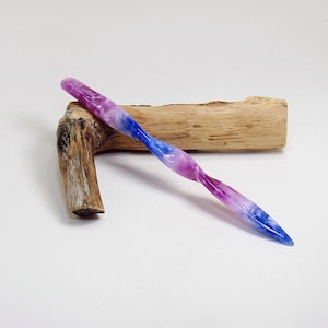Acrylic Twisted Hair Stick Sea Orchid, 6 1/2 inches (165.1 mm), Hair Accessories, Hair Toys, Hair Jewelry, Hair Pin No 2811