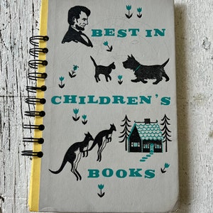 libro infantil antiguo en un cuaderno/diario o libro de visitas
