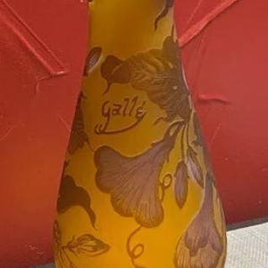 Beautiful Galle Style Cameo Vase. 10 &quot; tall