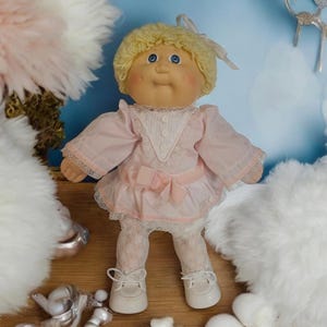 Rare Vintage Beautiful 1985 Cabbage Patch Doll ALL ORIGINAL including Birth Certificate