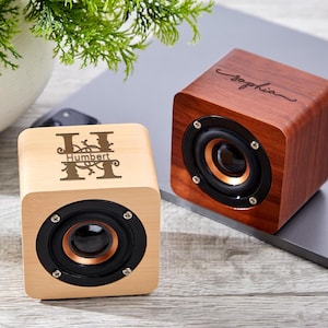Altavoces Bluetooth portátiles grabados, altavoces Bluetooth recargables personalizados, mini altavoz Bluetooth de madera, regalo de cumpleaños para padre, esposo y novio.