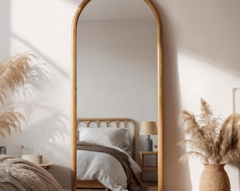Asymmetrischer Walnuss Holz Ganzkörper Spiegel: Mid Century Modern Arch