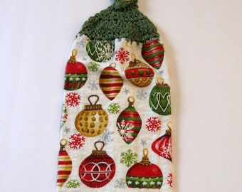 Christmas Towel, Hanging Towel, Kitchen supplies, Hostess Gift, Handmade Christmas Gift, by NormasTreasures