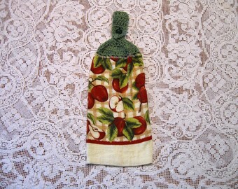 Apple Towel,  Hanging Towel, Kitchen supplies, Hostess Gift, Handmade by NormasTreasures