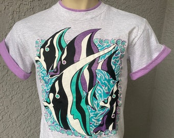 Florida 1991 vintage t-shirt with tropical fish - gray and pink size medium