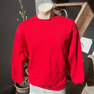 True red 1980s blank soft vintage sweatshirt - size medium