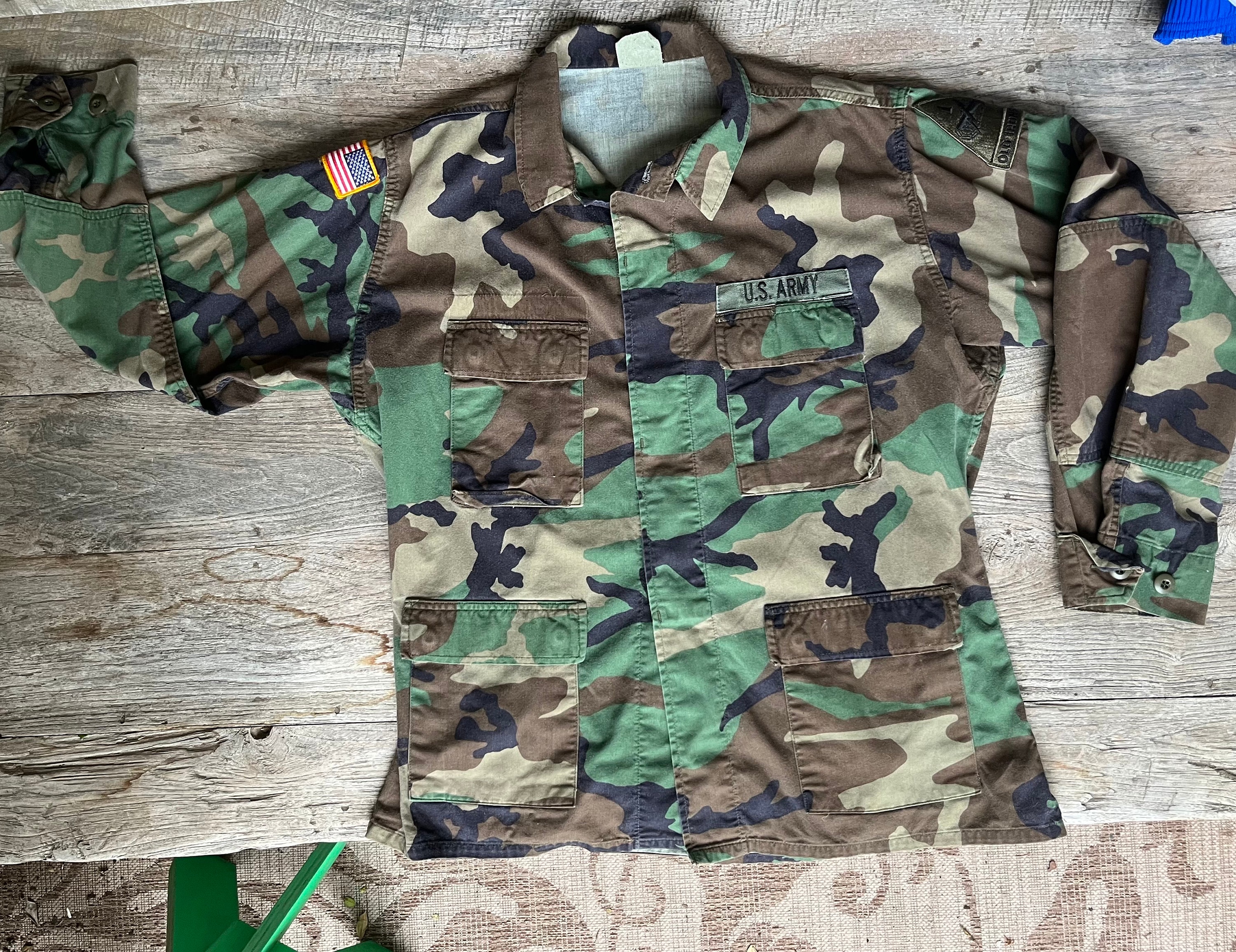 US Army 1980s Vintage Camouflage Military Jacket- Size Large US Army 1980s Vintage Camouflage Military Jacket- Size Large