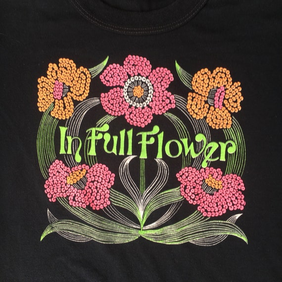 In Full Flower 1980s vintage half-shirt - size me… - image 4