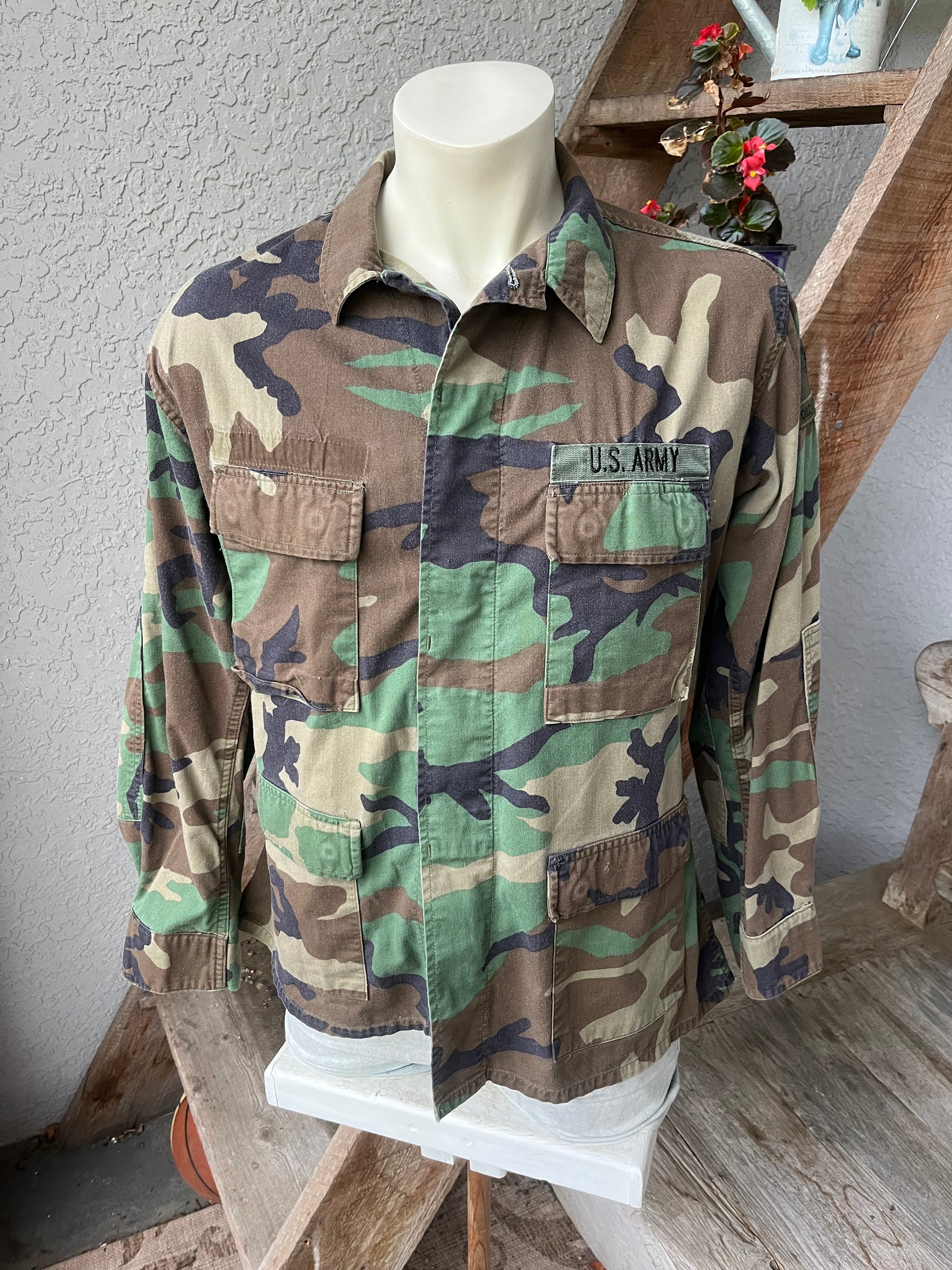 US Army 1980s Vintage Camouflage Military Jacket- Size Large US Army 1980s Vintage Camouflage Military Jacket- Size Large