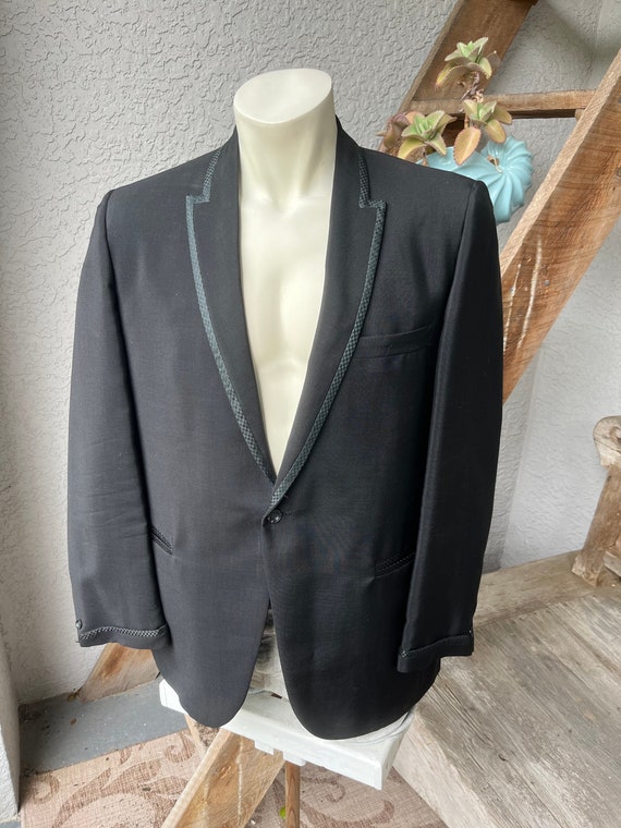 After Six 1980s vintage black tuxedo with cumber bun … Gem