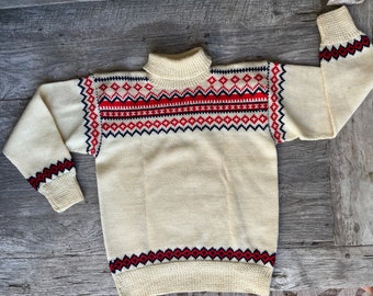 Hand knit 1970s vintage heavyweight Norwegian wool sweater - beige with red and blue detail size small