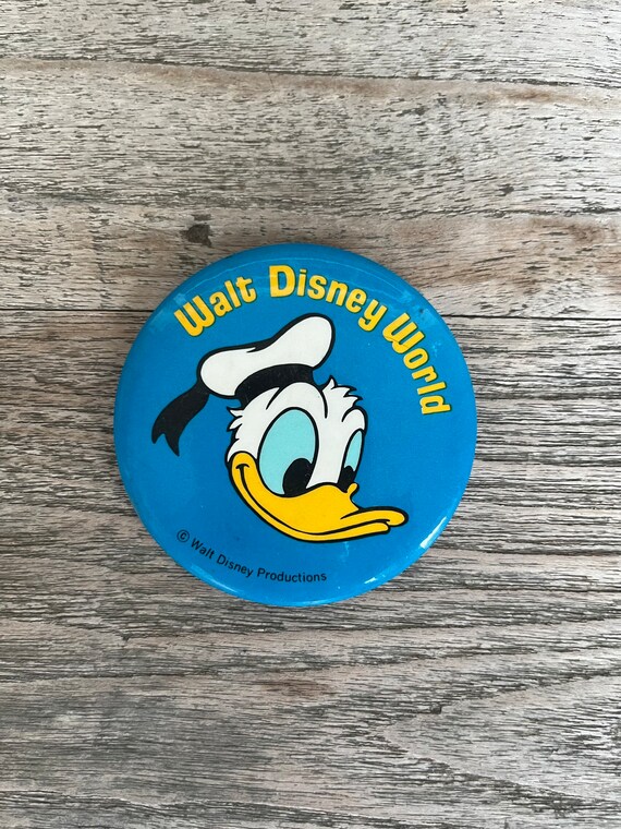 Walt Disney World 1980s vintage Donald Duck pinba… - image 2