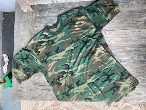 1980s vintage jungle camouflage tee shirt - size … - image 2