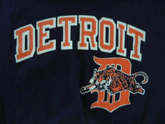 Vintage detroit best sale tigers shirt