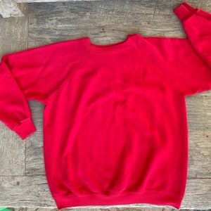True Red 1990s blank soft vintage sweatshirt - size large/XL