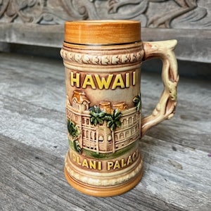 Vintage ʻIolani Palace Souvenir Stein: 1970s Hawaiian Mug