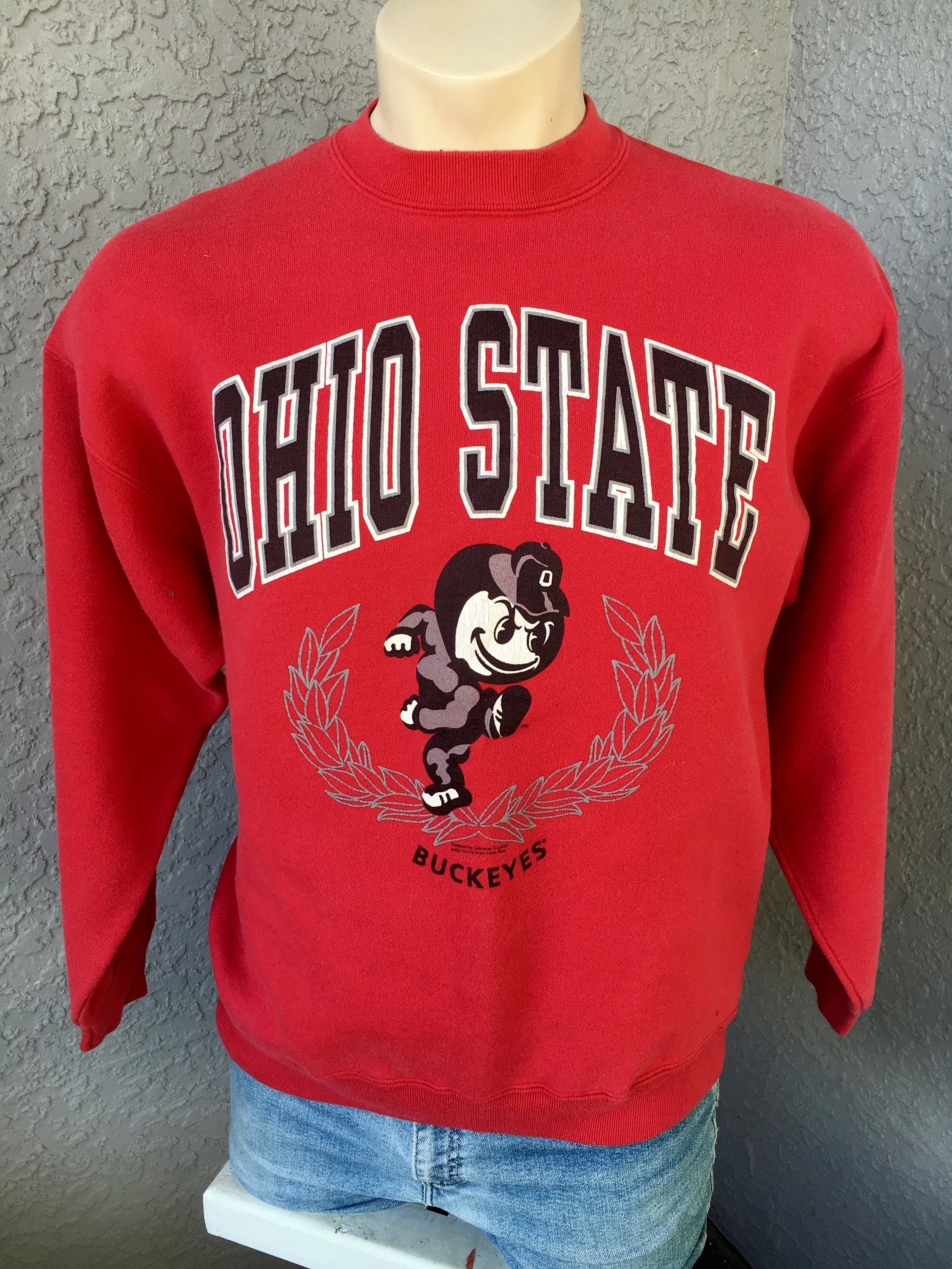 red ohio state sweatshirt