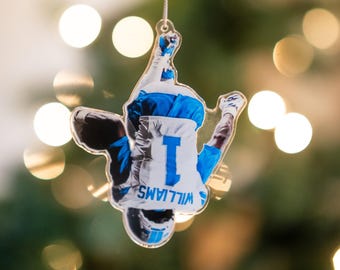 Detroit Lions Ornament – Jameson Williams Flip Touchdown – Detroit Football Fan Gift – Michigan Christmas Decor