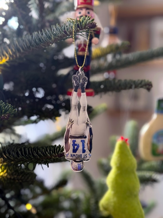 Amon-Ra St. Brown Ornament – Detroit Lions Upside-Down Touchdown Celebration